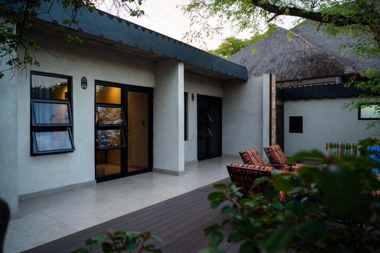 Chobe River Lodge Kasane Buitenkant foto